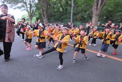 鳴子踊りに参加しました