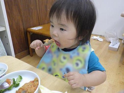 自分で食べる
