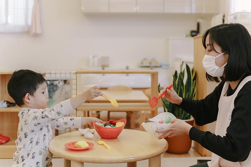 手づくりおもちゃも多く、遊びの幅が広がります。