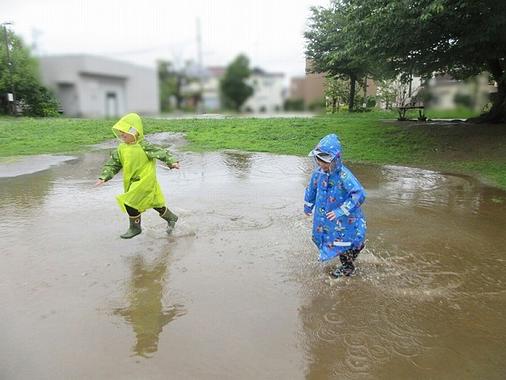 わくわく雨の日散歩