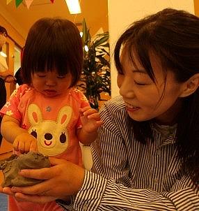 子どもも、大人も楽しいアートプレイデイ