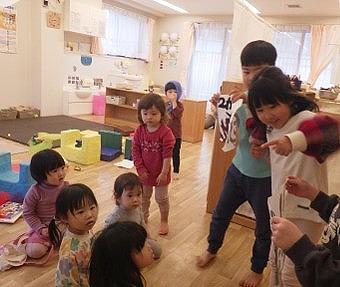 おにになりきって…