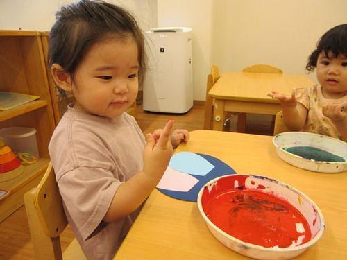 指先ちょんちょん