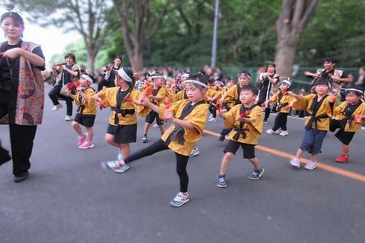 鳴子踊りに参加しました