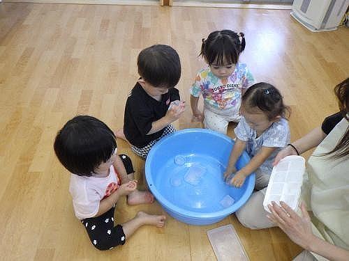 つめた～い！