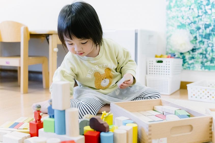 発達に合わせ、良質な玩具を用意しています。