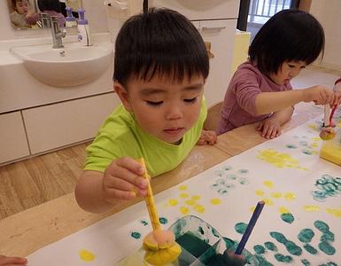 絵の具🎨🖌️に触れて遊ぼう！