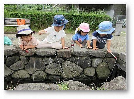 ザリガニ釣りに挑戦！！