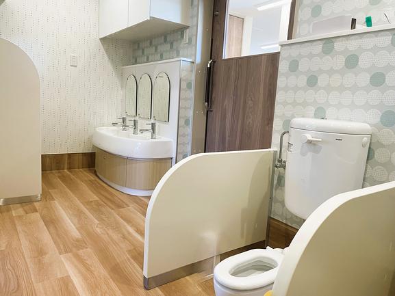 清潔で安心感のあるトイレスペース