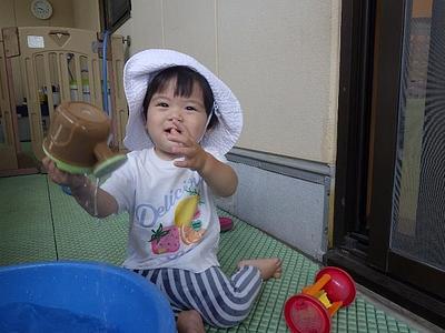 はじめての水遊び♪