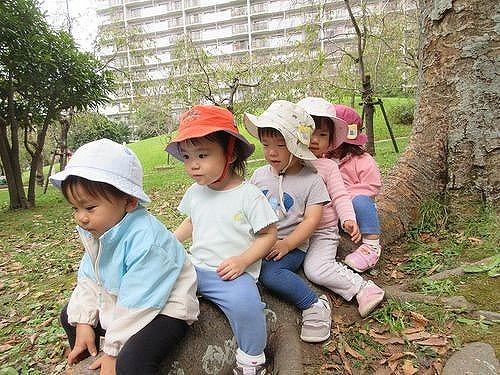 まねっこ・まねっこ　たのしいね