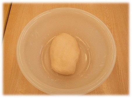 小麦粉粘土であそぼう！
